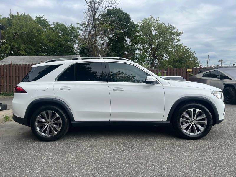 Used 2022 Mercedes-Benz GLE 350 4MATIC image 9