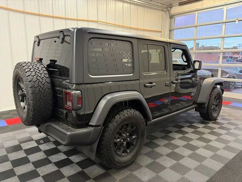 Used 2021 Jeep Wrangler Unlimited Sport AWD/4WD image 3