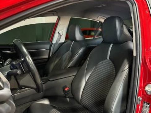 Used 2021 Toyota Camry SE image 7