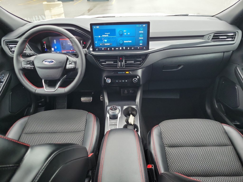 Used 2024 Ford Escape ST-Line w/ Tech Pack #1 AWD/4WD image 13