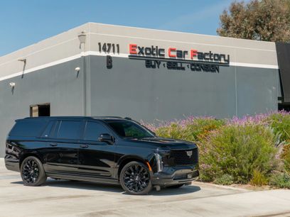 Used 2026 Cadillac Escalade ESV Platinum Sport w/ LPO, ONYX Package