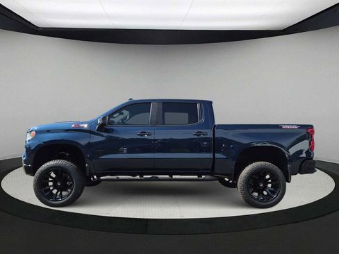 Used 2023 Chevrolet Silverado 1500 LT Trail Boss w/ Protection Package AWD/4WD image 5