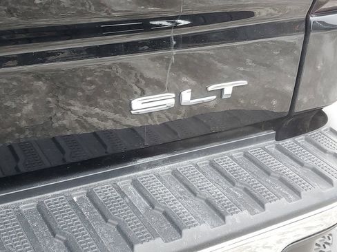 Used 2022 GMC Sierra 1500 SLT w/ SLT Premium Plus Package image 35