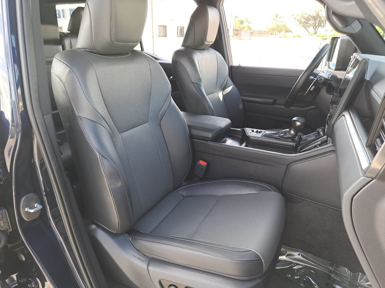 Used 2026 Lexus GX 550 w/ Accessory Package (2T) AWD/4WD image 10