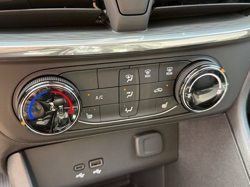 New 2026 Buick Encore GX Preferred w/ Advanced Technology Package FWD image 29