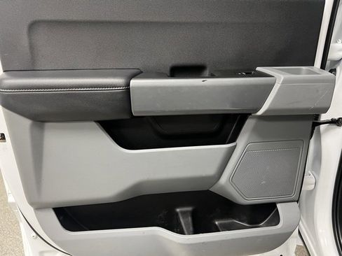 Used 2023 Ford F350 XLT image 43