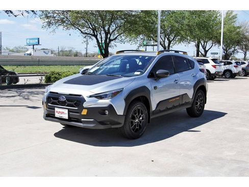 New 2026 Subaru Crosstrek 2.5i Wilderness w/ Crosstrek Mirror Package AWD/4WD image 2