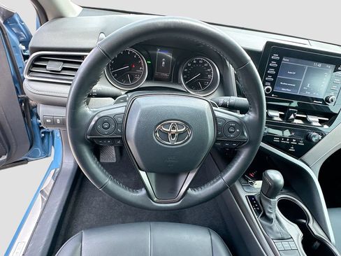 Used 2024 Toyota Camry SE w/ Convenience Package FWD image 11