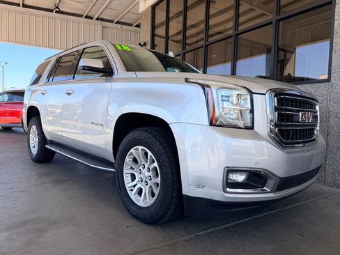 Used 2018 GMC Yukon SLE w/ HD Trailering Package image 40
