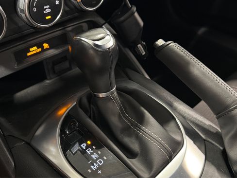 Used 2017 FIAT 124 Spider Classica RWD image 29