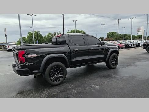 Used 2024 Chevrolet Colorado Trail Boss AWD/4WD image 36