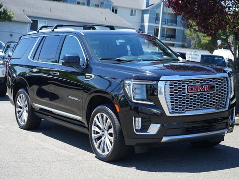 Used 2021 GMC Yukon Denali w/ Denali Ultimate Package AWD/4WD image 7