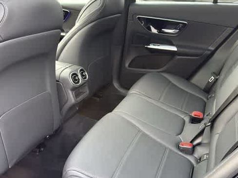 Certified 2026 Mercedes-Benz GLC 300 4MATIC image 25