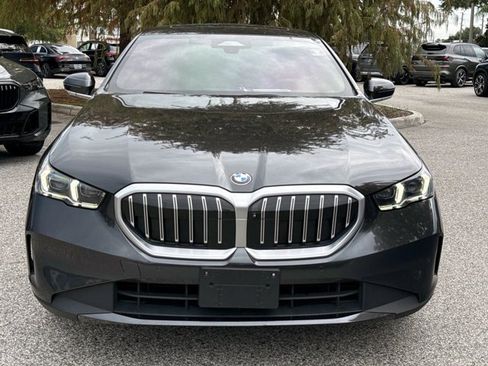 Used 2025 BMW 530i xDrive AWD/4WD image 8