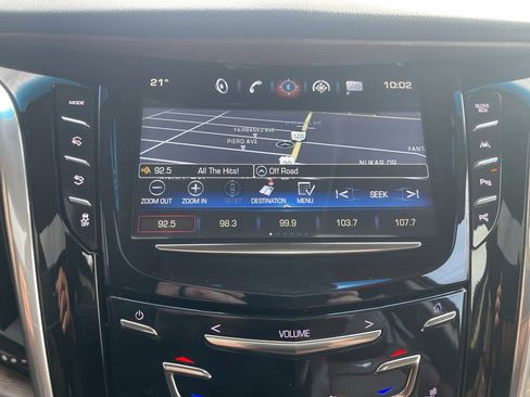 Used 2019 Cadillac Escalade ESV Luxury w/ LPO, Escalade Noir Package image 27