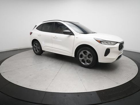 Used 2024 Ford Escape ST-Line w/ Tech Pack #1 AWD/4WD image 36