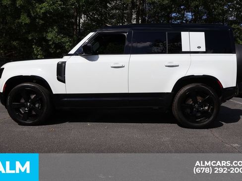 Used 2023 Land Rover Defender 110 X-Dynamic SE AWD/4WD image 9