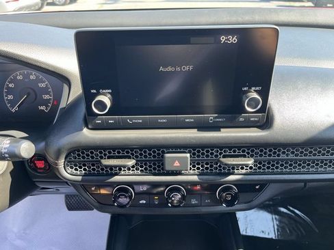 Used 2025 Honda HR-V Sport image 14