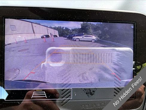 Used 2022 Chevrolet Malibu LS w/ Driver Confidence Package II FWD image 17