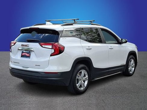 Used 2022 GMC Terrain SLE w/ Driver Convenience Package AWD/4WD image 4