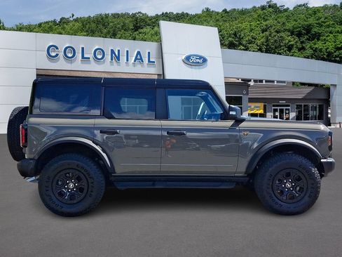 Used 2025 Ford Bronco Badlands AWD/4WD image 4