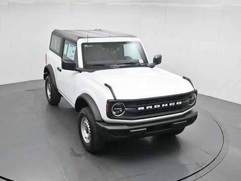 New 2025 Ford Bronco 2-Door image 32