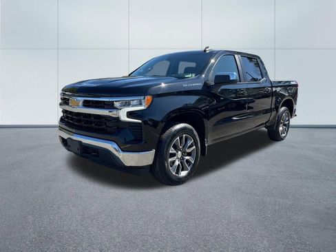 Used 2024 Chevrolet Silverado 1500 LT image 2
