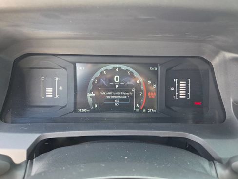 Used 2025 Toyota Tacoma SR5 AWD/4WD image 33