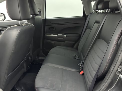 Used 2025 Mitsubishi Outlander Sport SE image 24