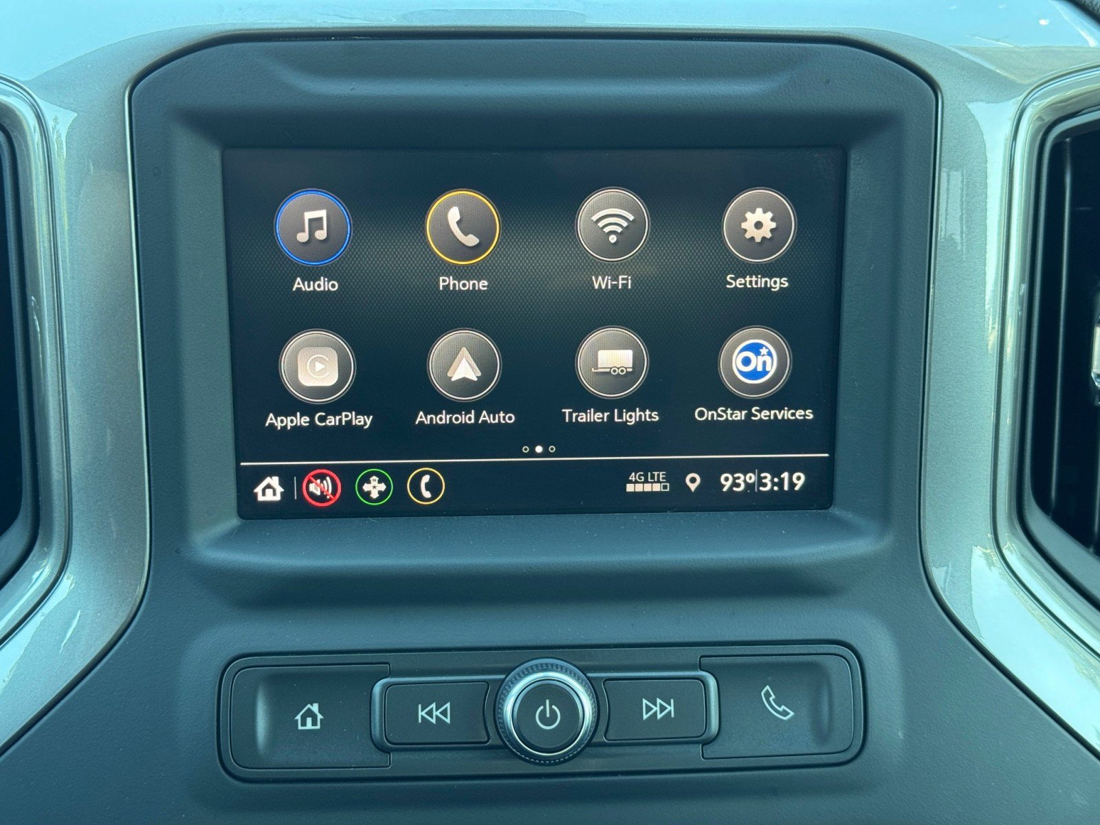 Used 2020 Chevrolet Silverado 1500 Custom w/ Custom Value Package AWD/4WD image 22