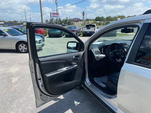 Used 2012 Dodge Journey R/T w/ Flexible Seating Group AWD/4WD image 13
