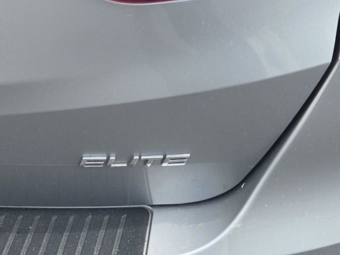Used 2019 Honda Odyssey Elite image 5