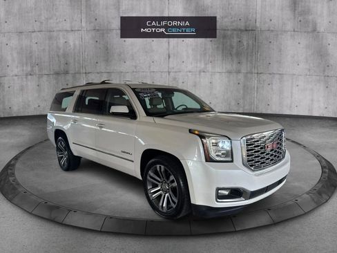 Used 2018 GMC Yukon XL Denali w/ Denali Ultimate Package AWD/4WD image 1