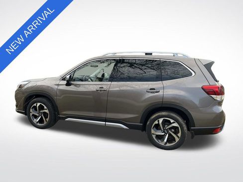 Used 2023 Subaru Forester Touring image 6