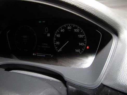 Certified 2024 Honda Civic Sport image 4