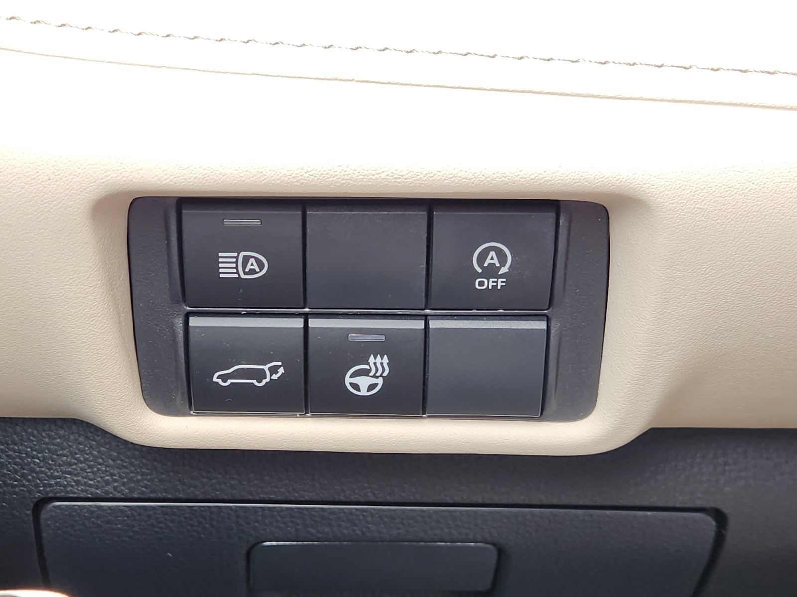 Used 2024 Toyota Highlander Limited AWD/4WD image 25