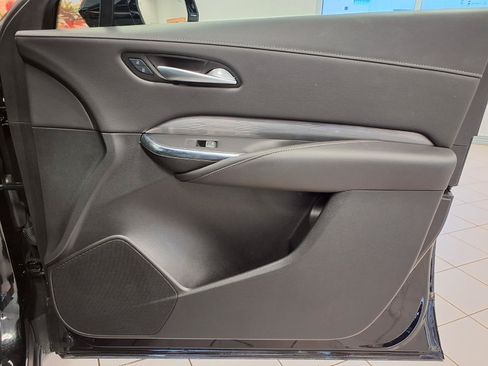 Certified 2025 Cadillac XT4 Premium Luxury FWD image 12