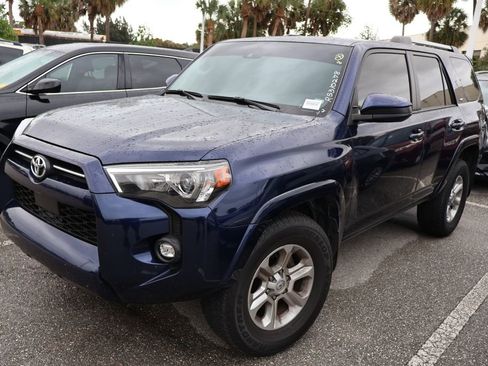 Used 2024 Toyota 4Runner SR5 image 2
