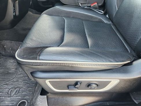 Used 2023 RAM 1500 Laramie w/ Off Road Group image 25