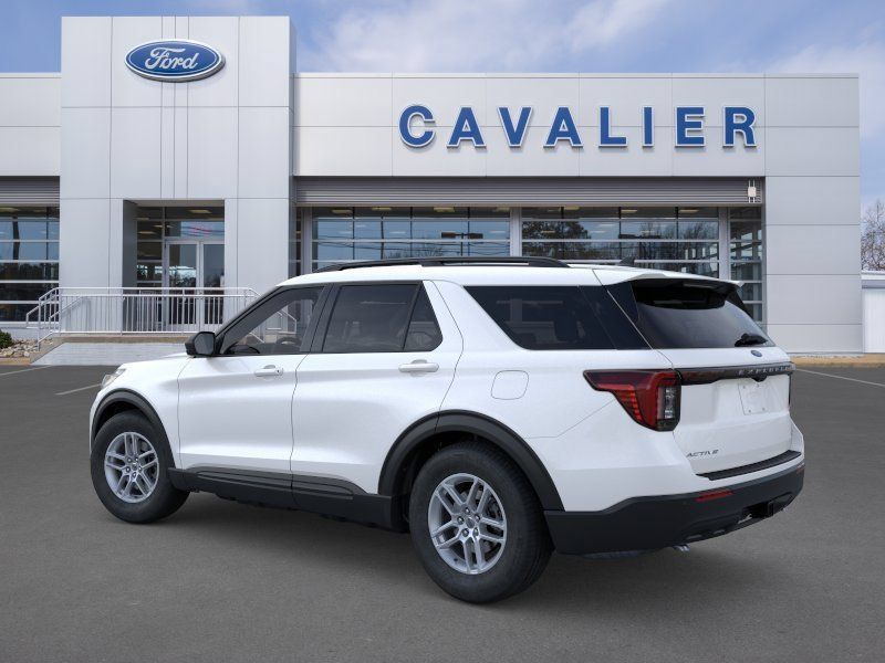 Used 2026 Ford Explorer Active AWD/4WD image 4