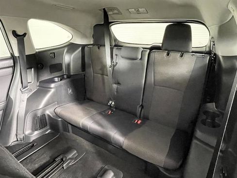 Certified 2023 Toyota Highlander L image 11