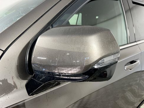 Used 2021 Chevrolet Tahoe High Country w/ Premium Package image 12