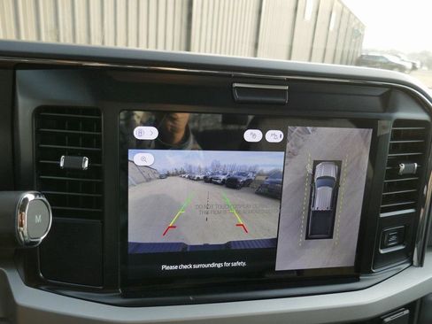 New 2026 Ford F250 XLT w/ XLT Premium Package image 27