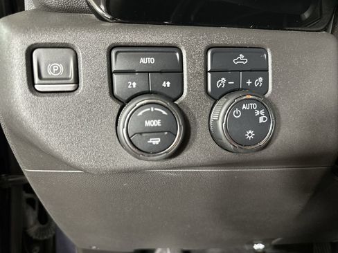 Certified 2024 Chevrolet Silverado 1500 LT AWD/4WD image 20