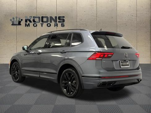 Used 2022 Volkswagen Tiguan SE R-Line FWD image 6