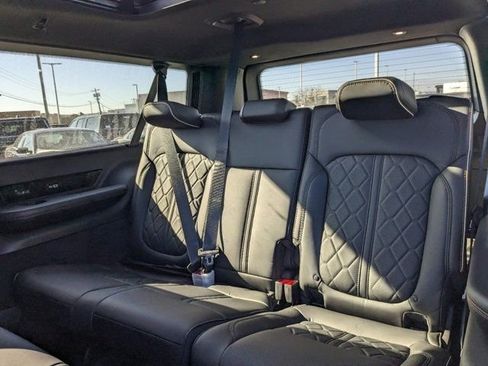 New 2024 Jeep Grand Wagoneer L Series III AWD/4WD image 17