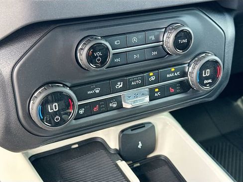New 2026 Ford Bronco Outer Banks AWD/4WD image 11