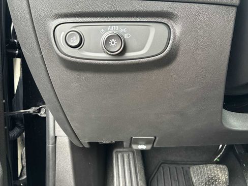 Certified 2024 Chevrolet Equinox LT image 17