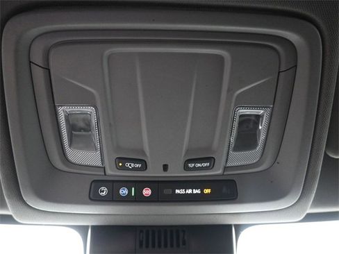 Used 2023 Chevrolet Silverado 1500 RST w/ Z71 Off-Road Package image 25