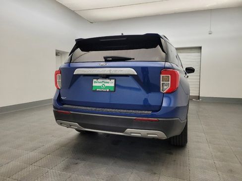 Used 2021 Ford Explorer XLT w/ Equipment Group 202A image 7
